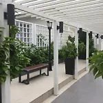 Cameron Barrington Square 1Room @ Golden Hill